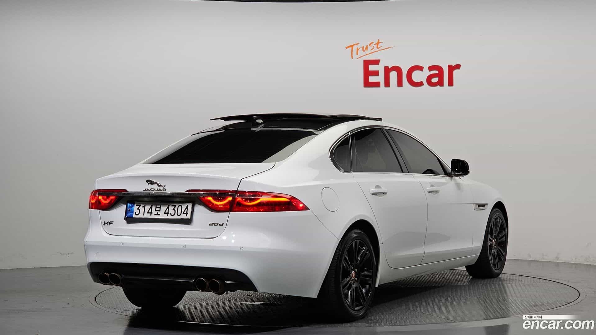 XF Jaguar 2016.6-OUTER-002