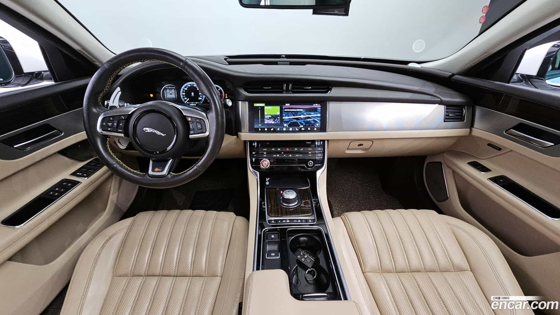 XF Jaguar 2016.6-INNER-007