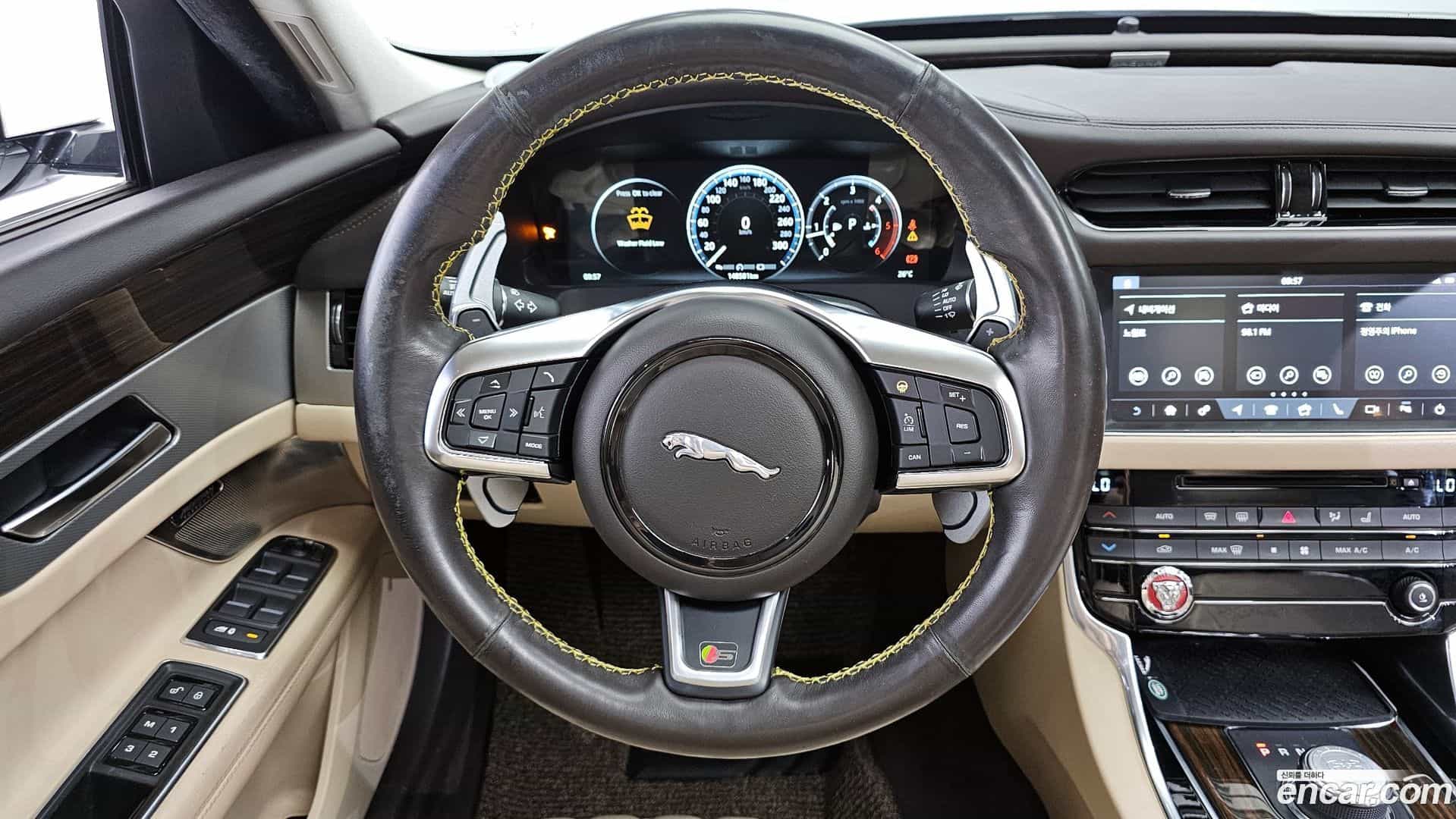 XF Jaguar 2016.6-OPTION-017