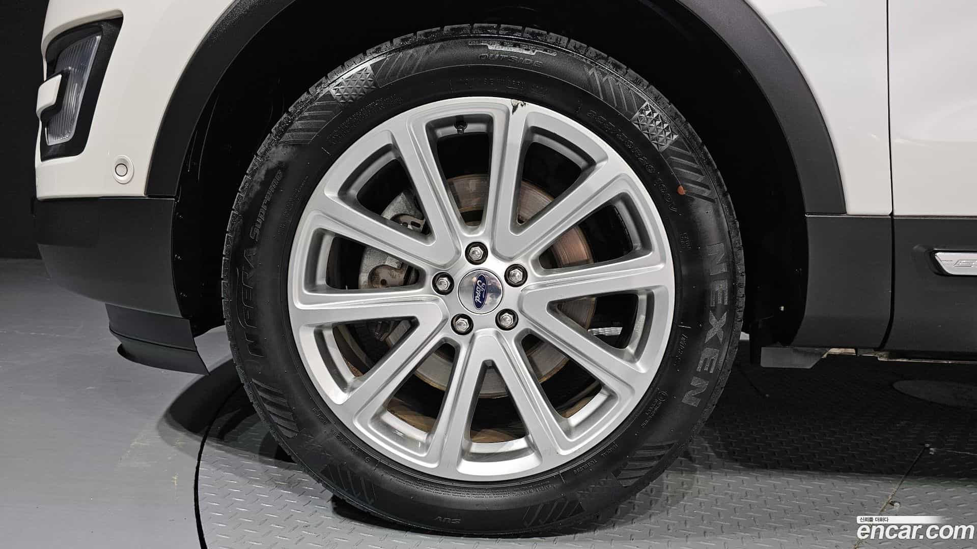 Explorer Ford 2017.0-OUTER-005
