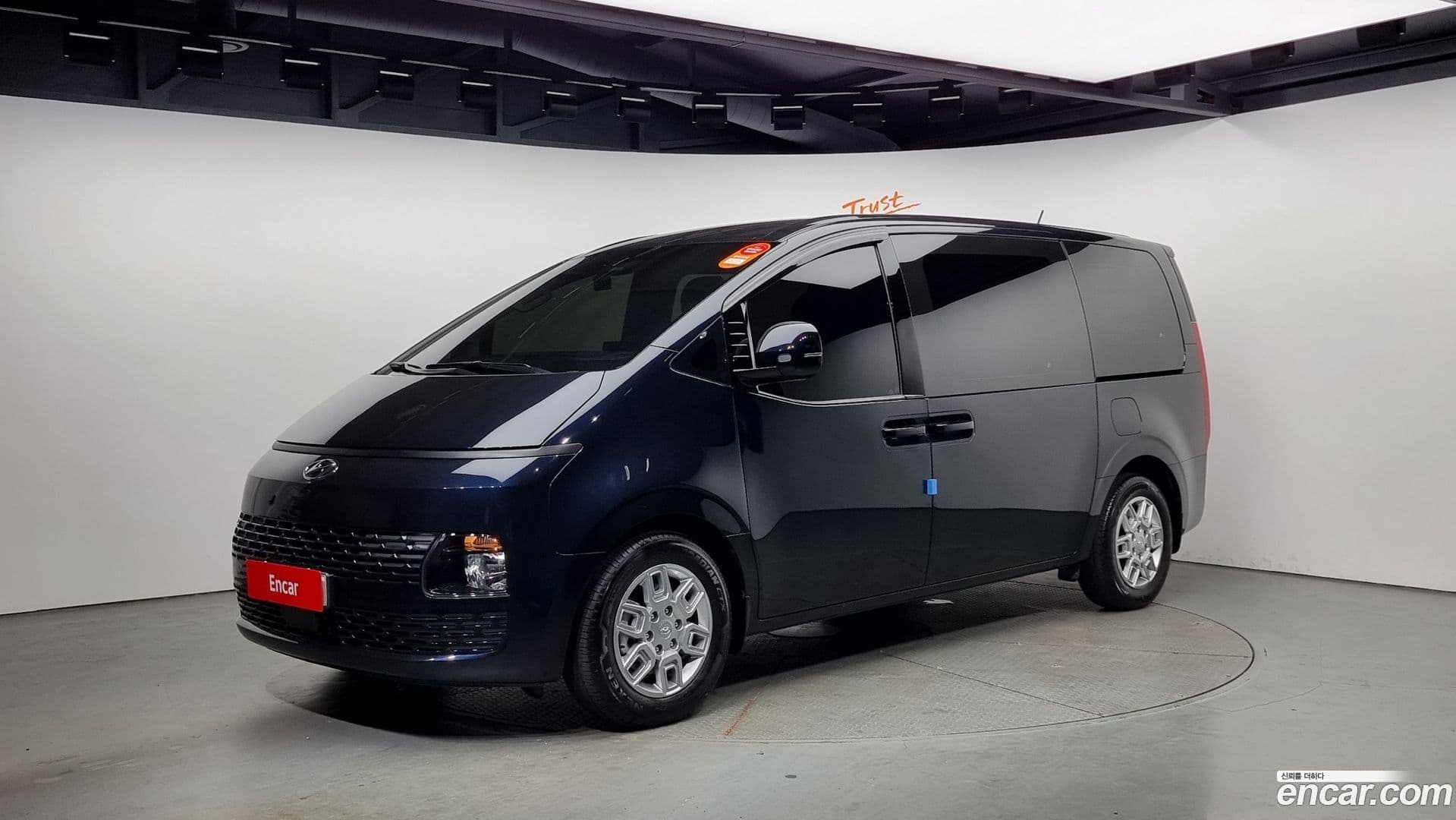Main__Slider__Photo:Staria Hyundai 2023.0-0