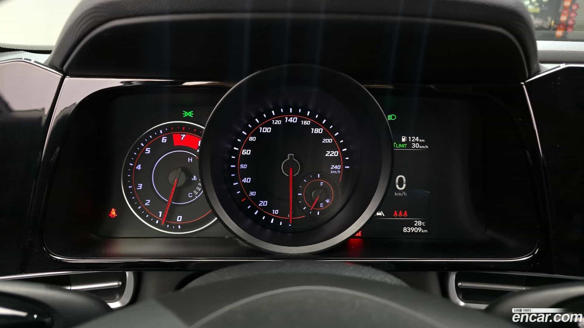 AVANTE Hyundai 2020.4-INNER-008