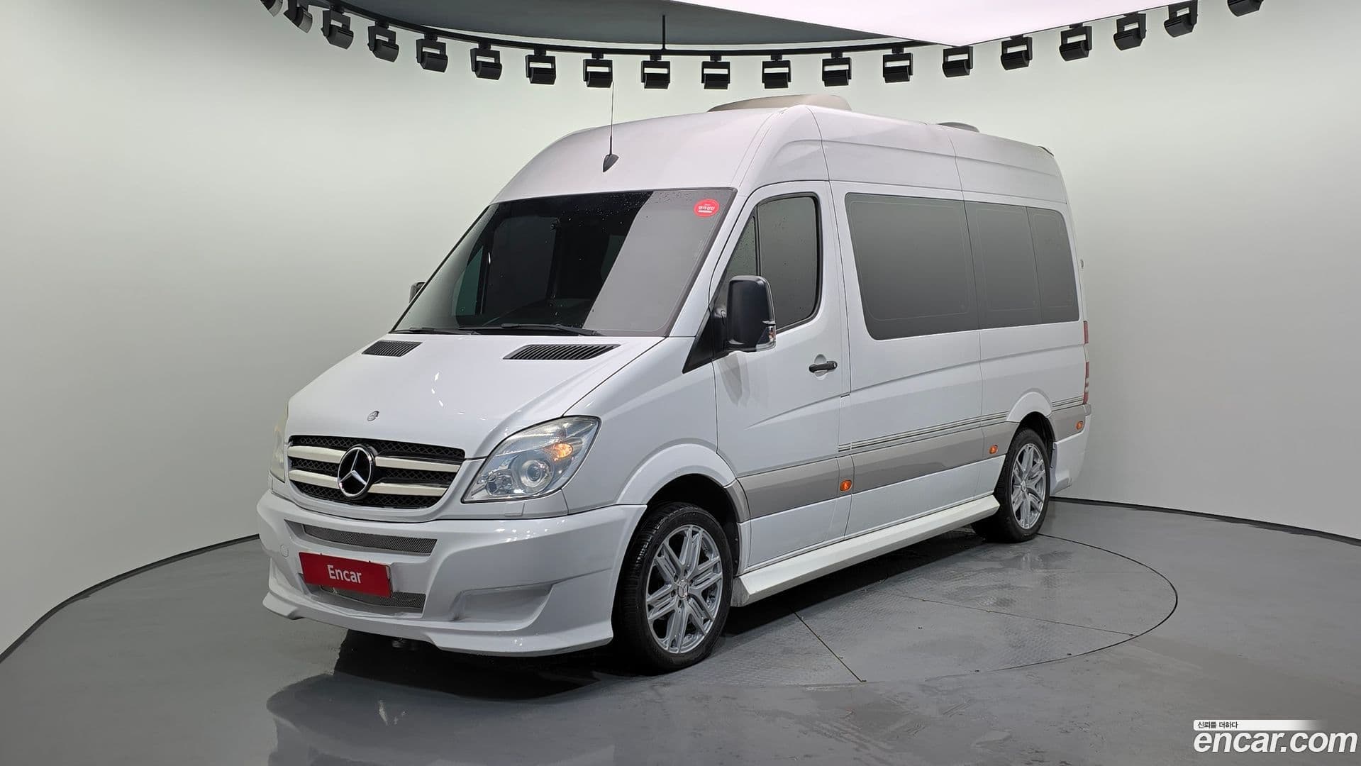 Main__Slider__Photo:Sprinter Mercedes-Benz 2013.11-0