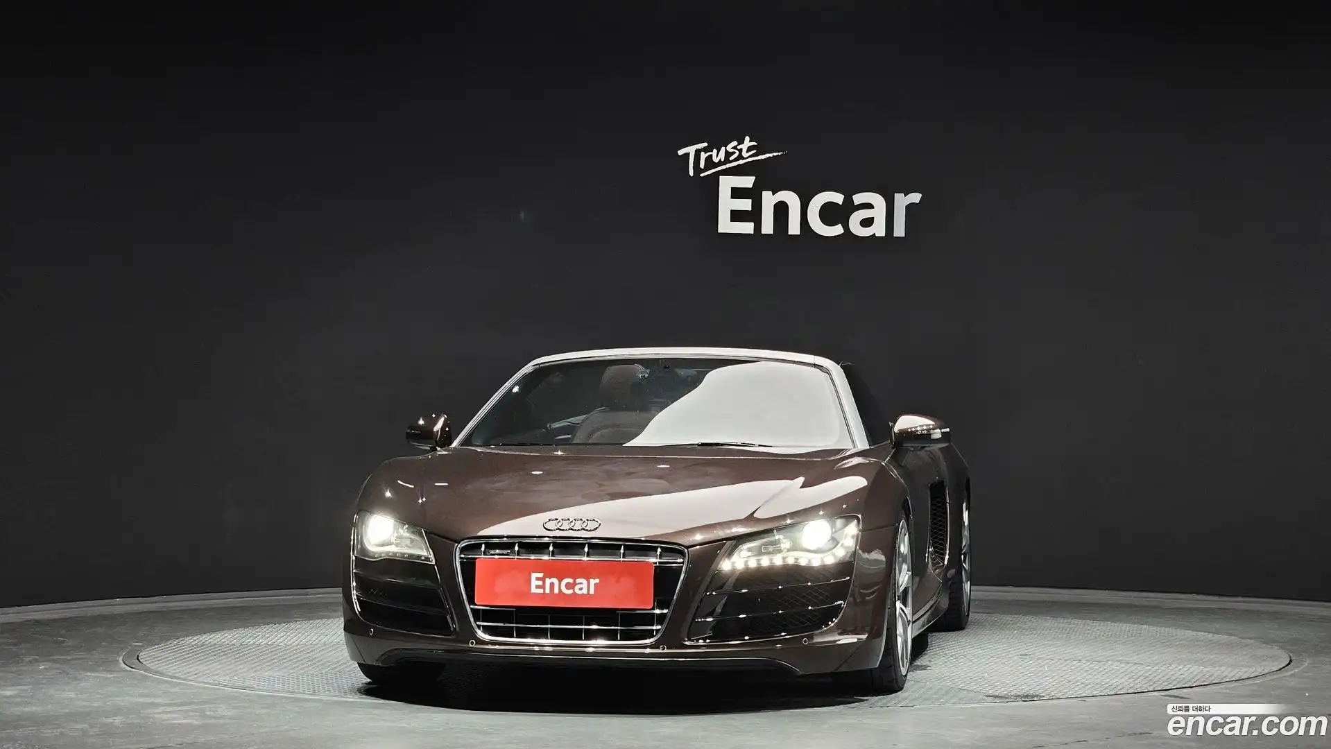 R8 Audi 2012.8-OUTER-003