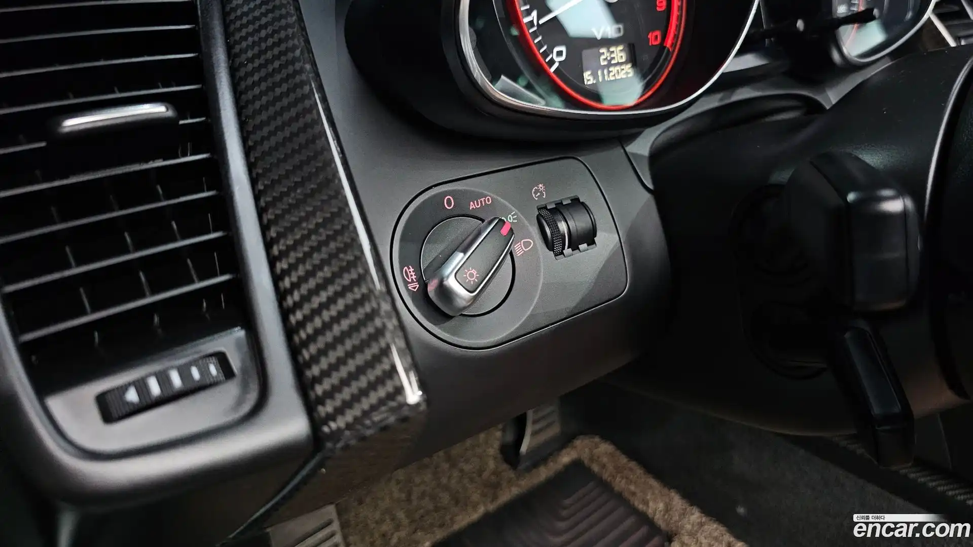 R8 Audi 2012.8-OPTION-021