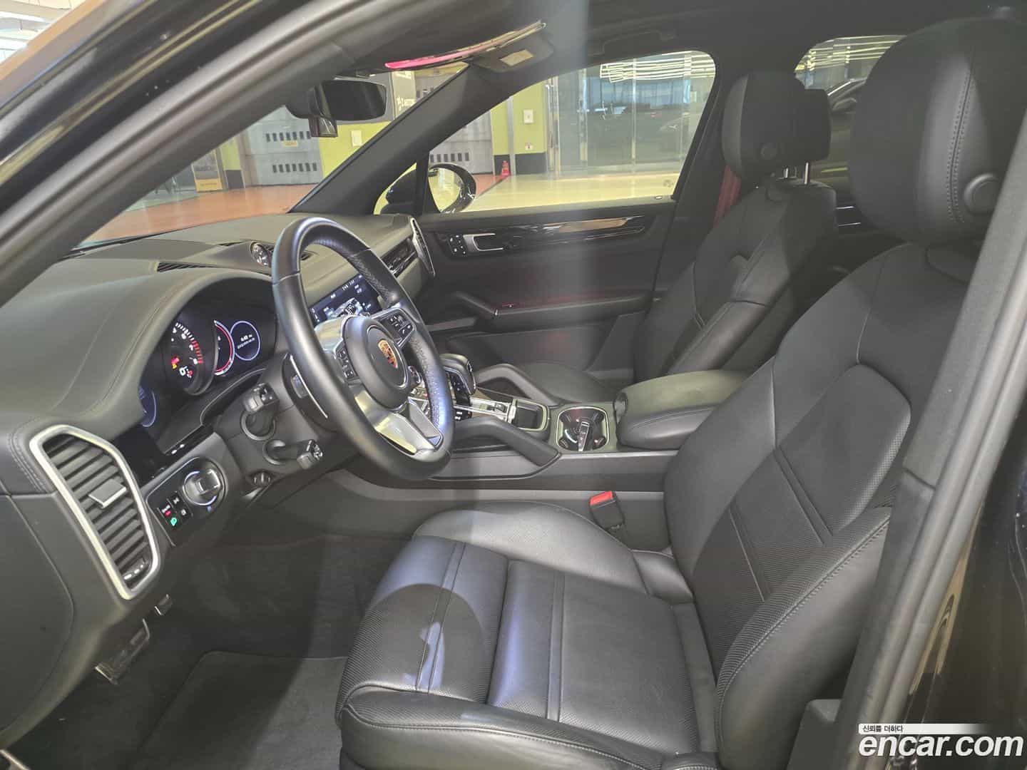 Cayenne Porsche 2020.3-INNER-009