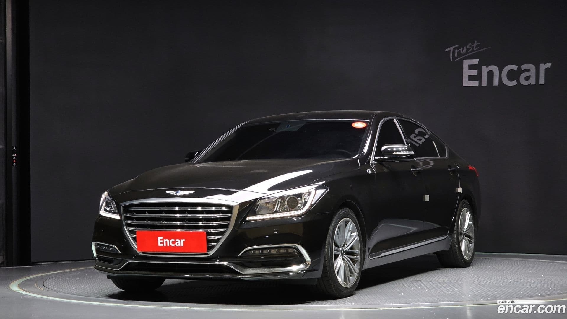 Main__Slider__Photo:G80 Genesis 2018.1-0