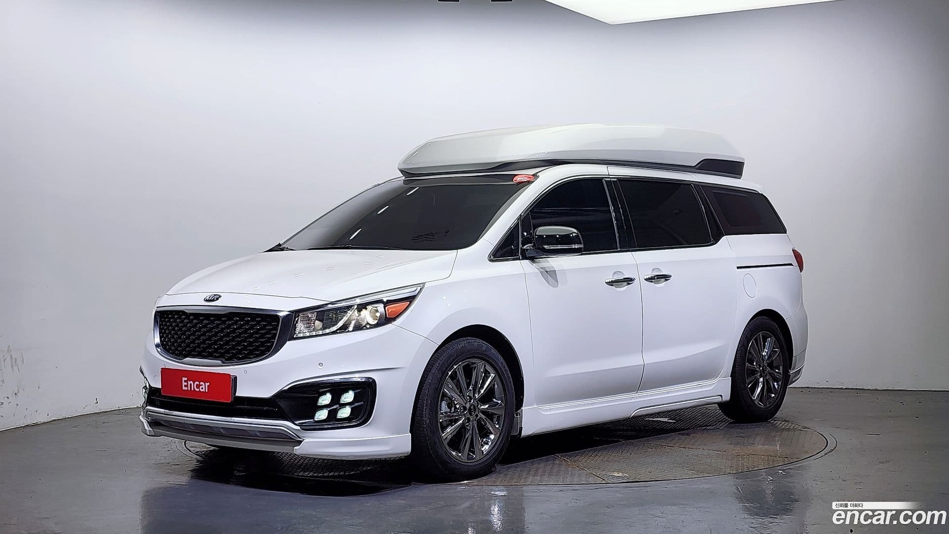 Main__Slider__Photo:Canival Kia 2016.6-0
