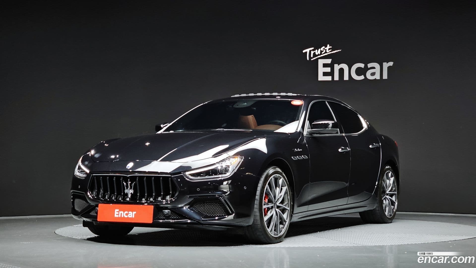 Main__Slider__Photo:Ghibli Maserati 2022.10-0