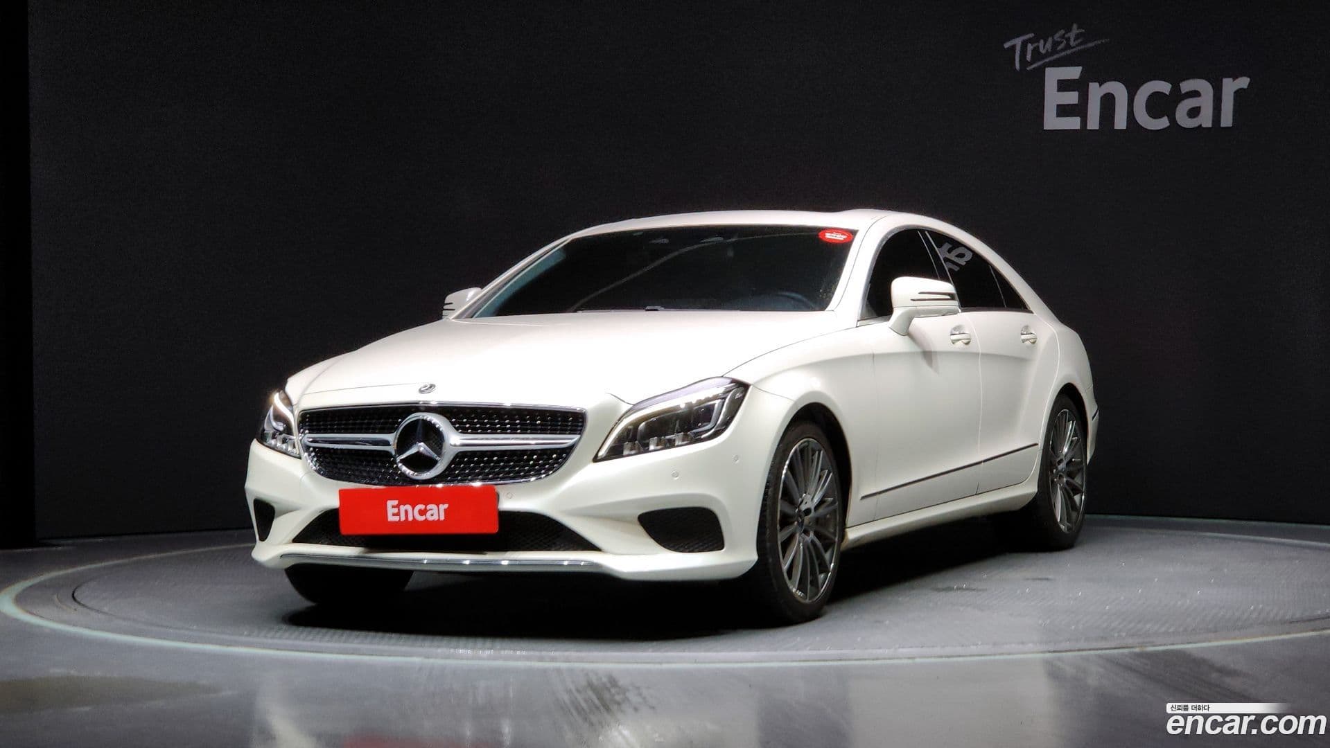 Main__Slider__Photo:CLS-Class Mercedes-Benz 2017.4-0