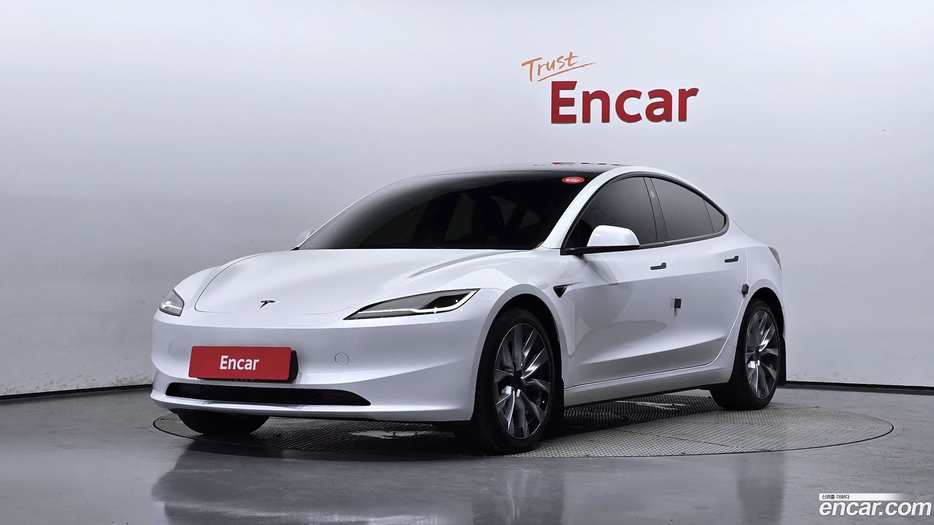 Main__Slider__Photo:Model 3 Tesla 2024.9-0