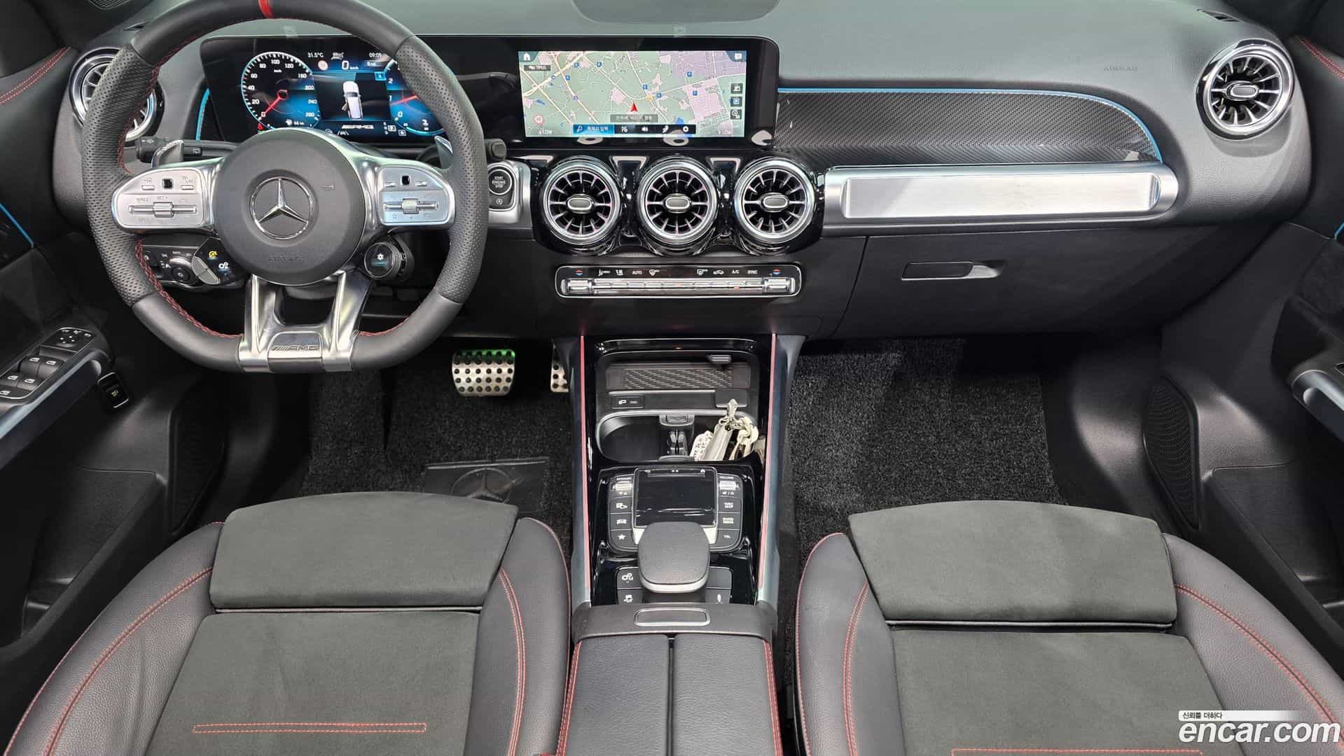 GLB-Class Mercedes-Benz 2023.9-INNER-007