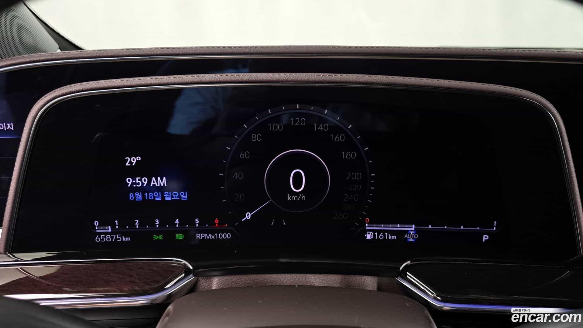 Escalade Cadillac 2023.2-INNER-008