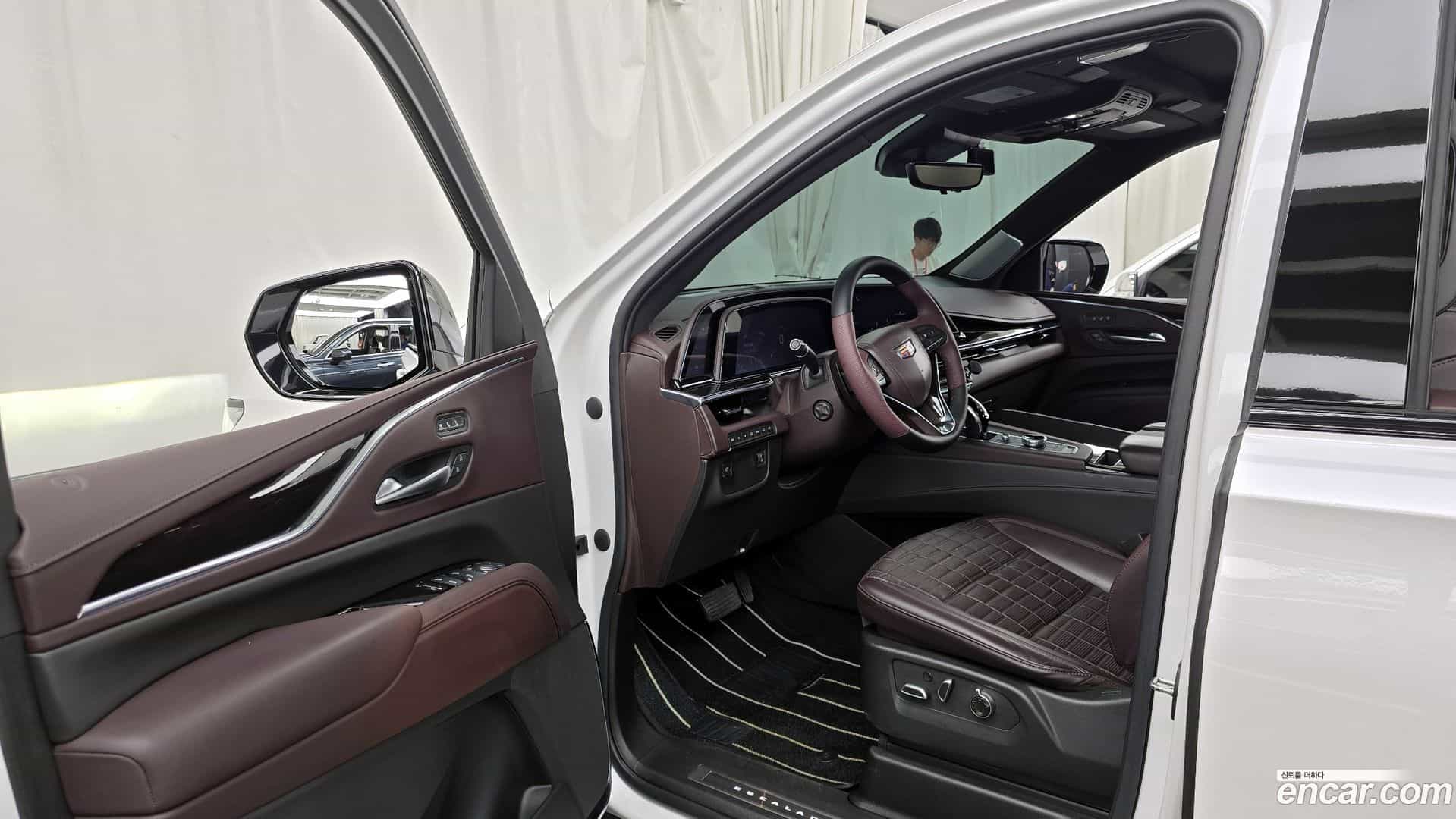 Escalade Cadillac 2023.2-INNER-010