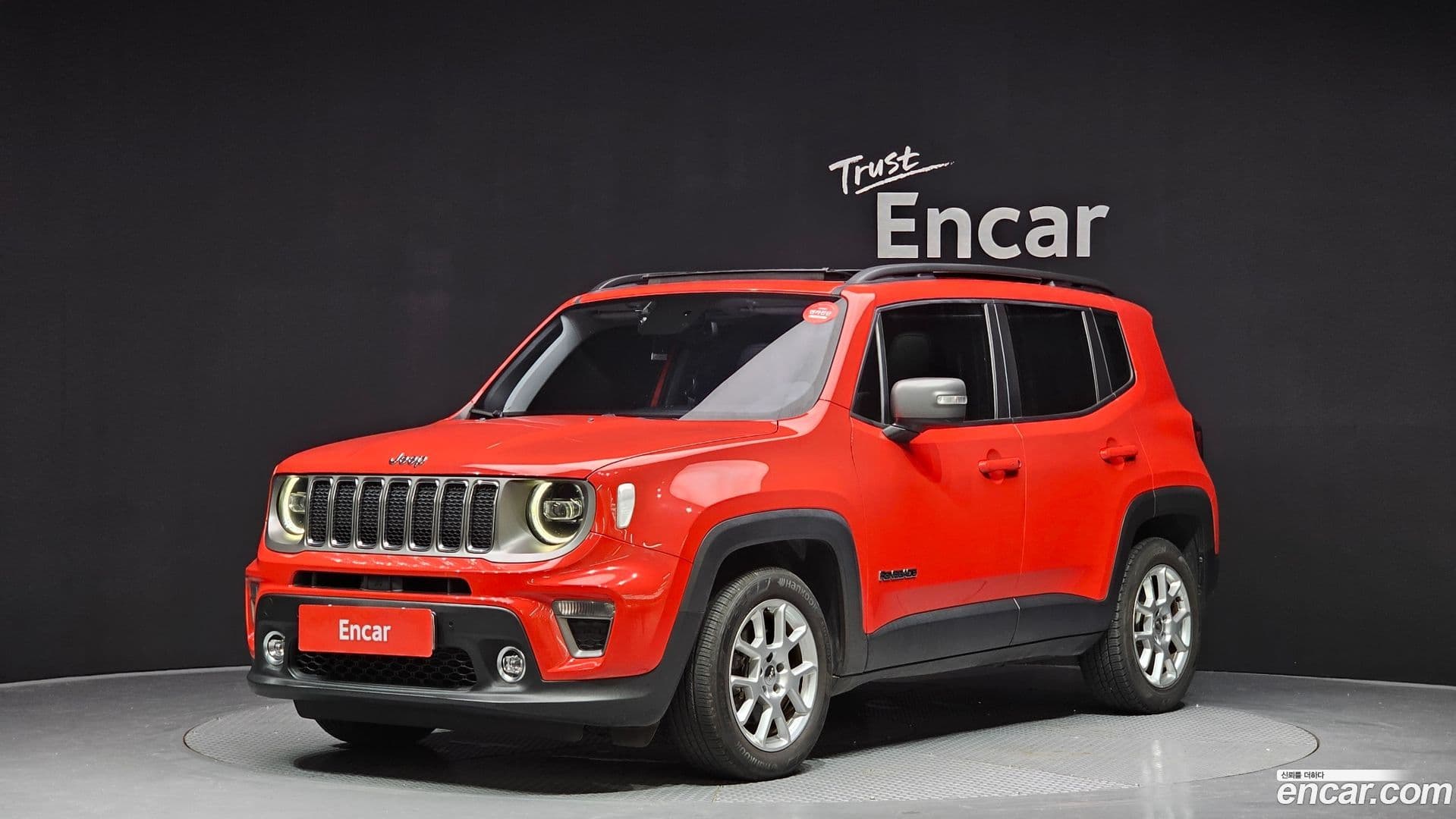 Main__Slider__Photo:Renegade Jeep 2021.2-0
