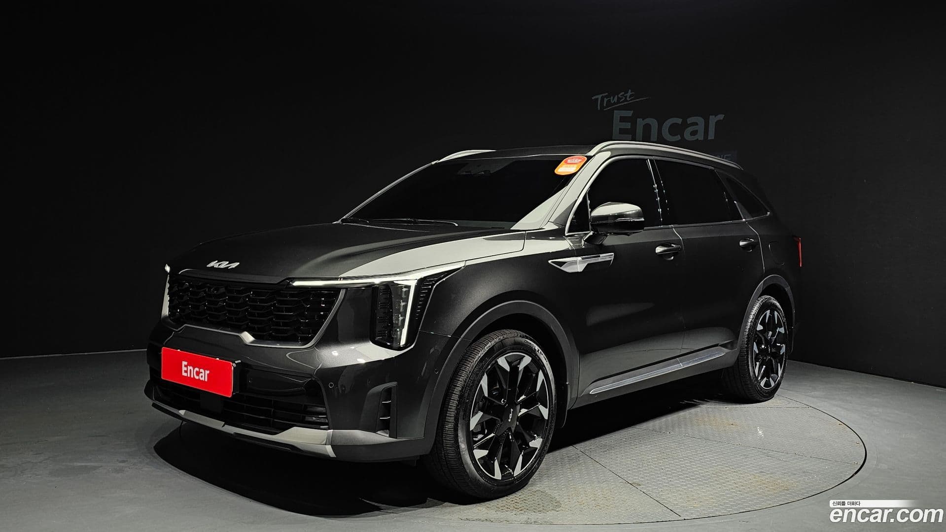 Main__Slider__Photo:Sorento Kia 2024.11-0