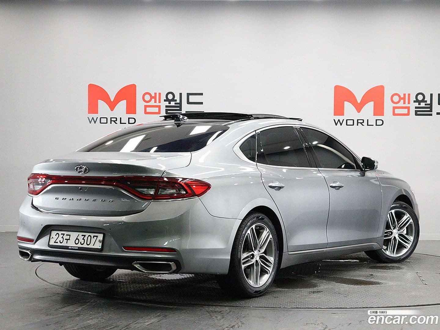 Main__Slider__Photo:Grandeur Hyundai 2017.0-0