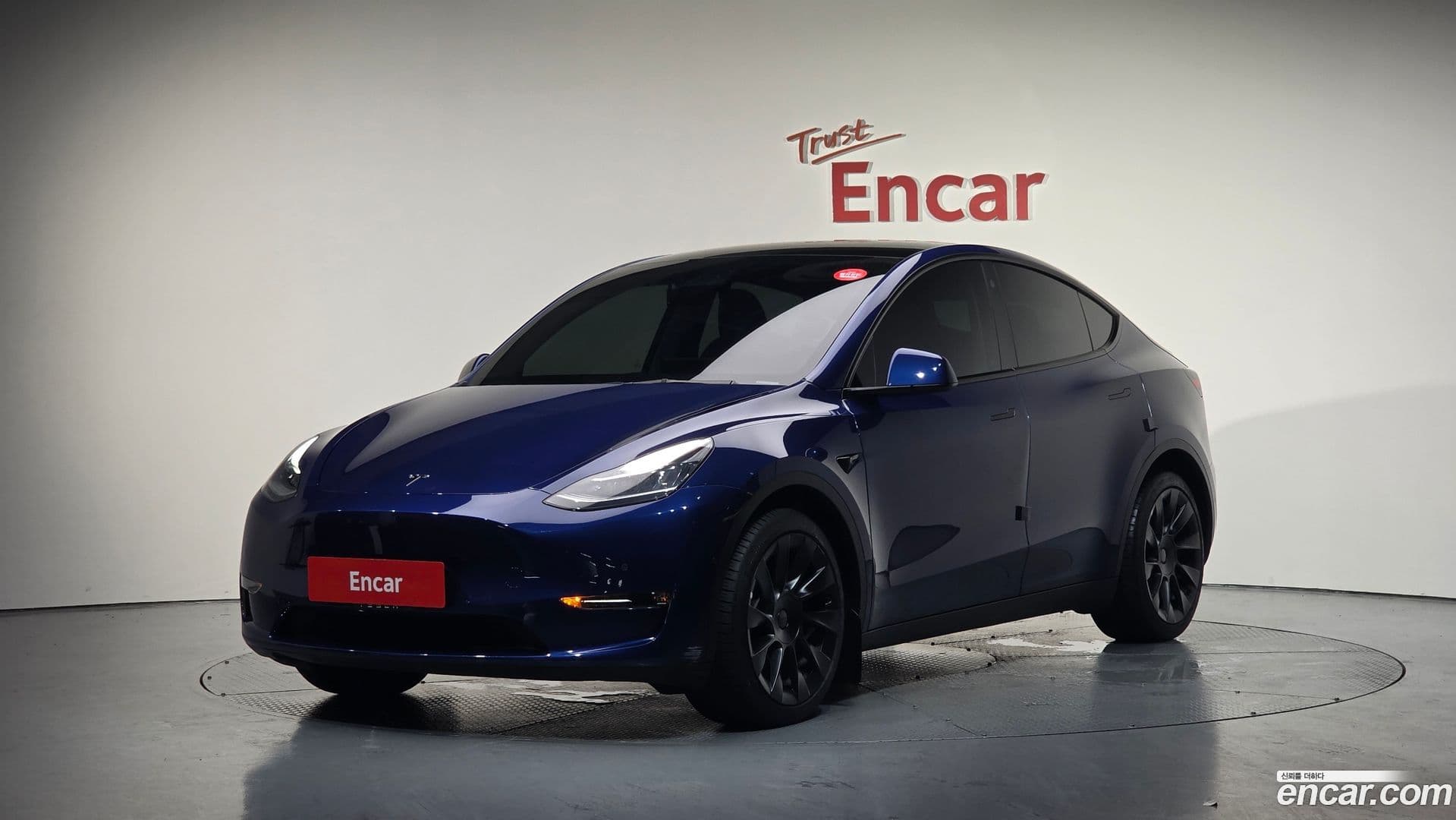 Main__Slider__Photo:Model Y Tesla 2021.7-0