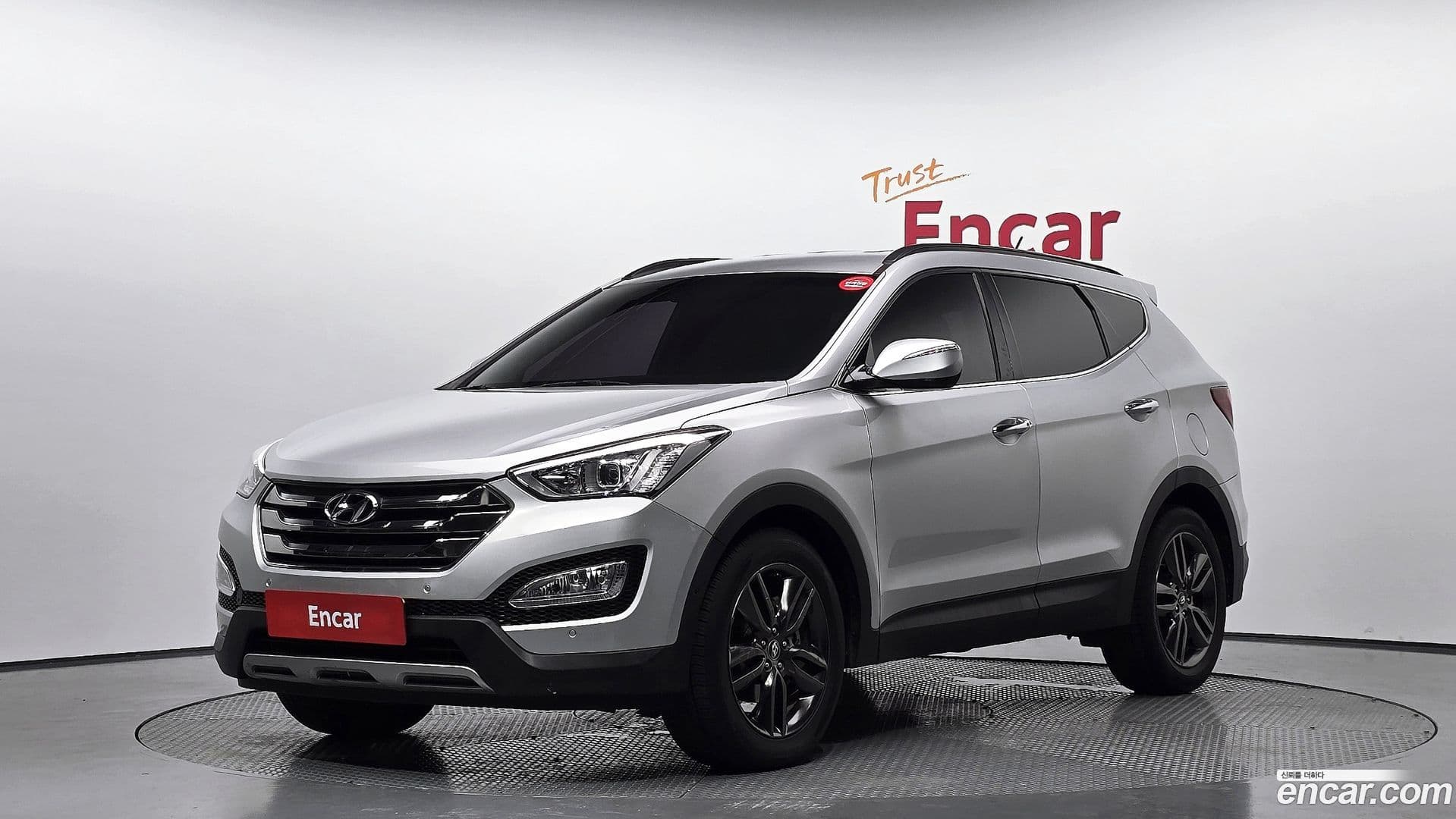 Main__Slider__Photo:Santafe Hyundai 2013.9-0
