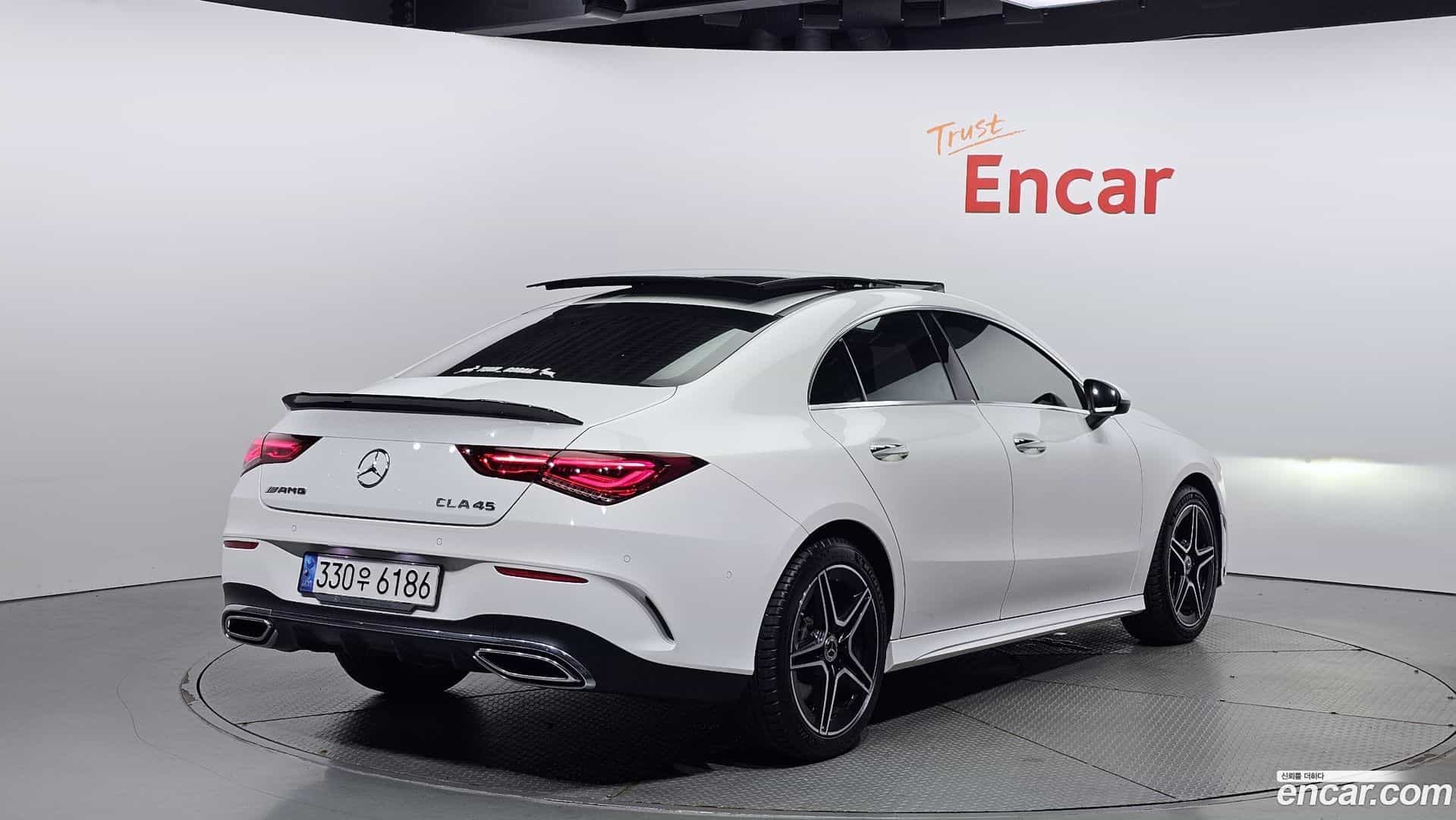 CLA-Class Mercedes-Benz 2022.8-OUTER-002