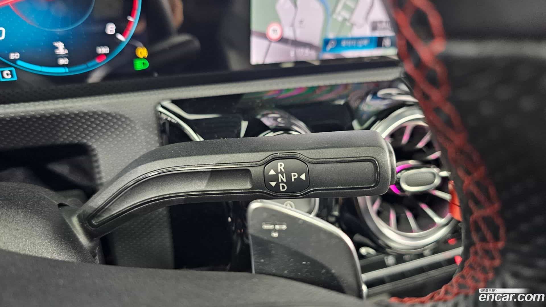 CLA-Class Mercedes-Benz 2022.8-INNER-009