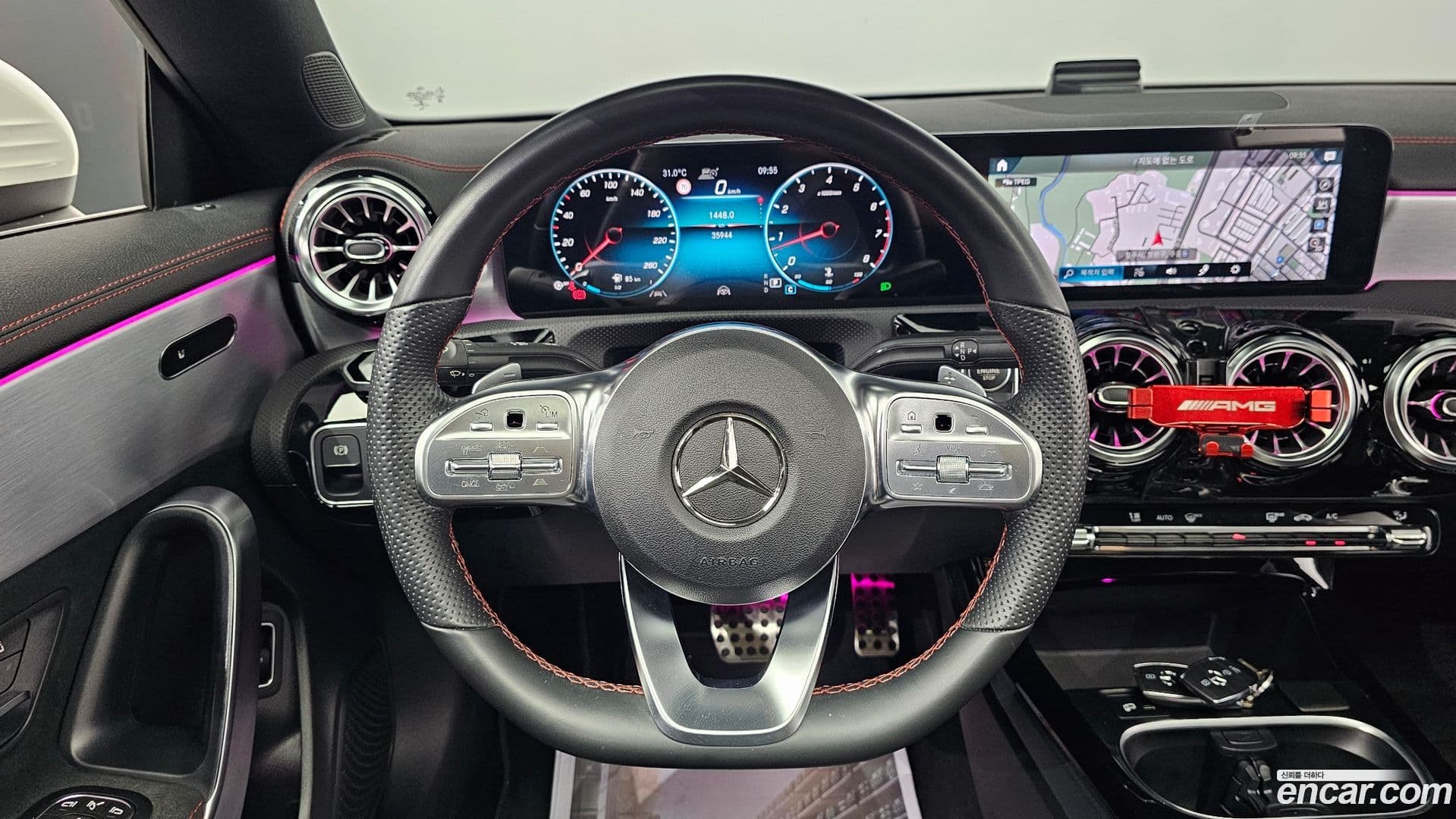 Main__Slider__Photo:CLA-Class Mercedes-Benz 2022.8-14