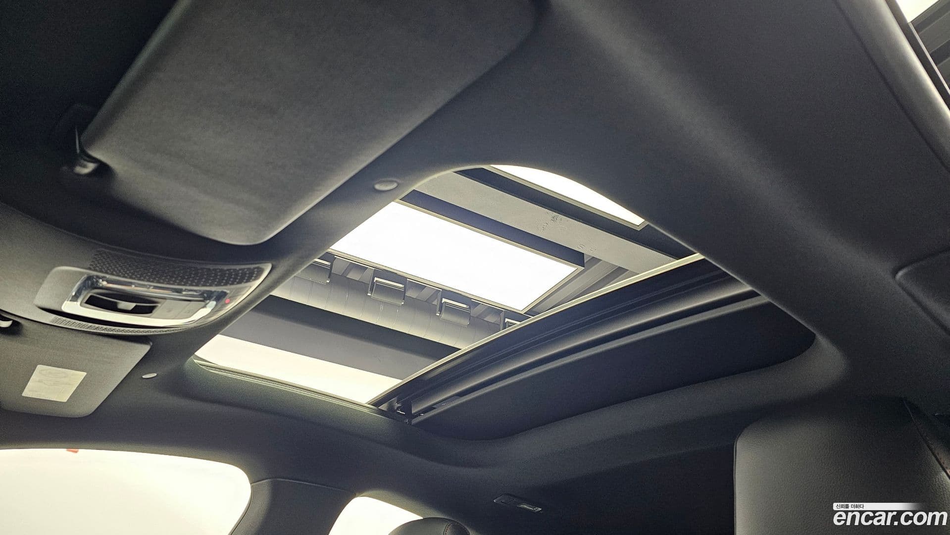 Main__Slider__Photo:CLA-Class Mercedes-Benz 2022.8-19