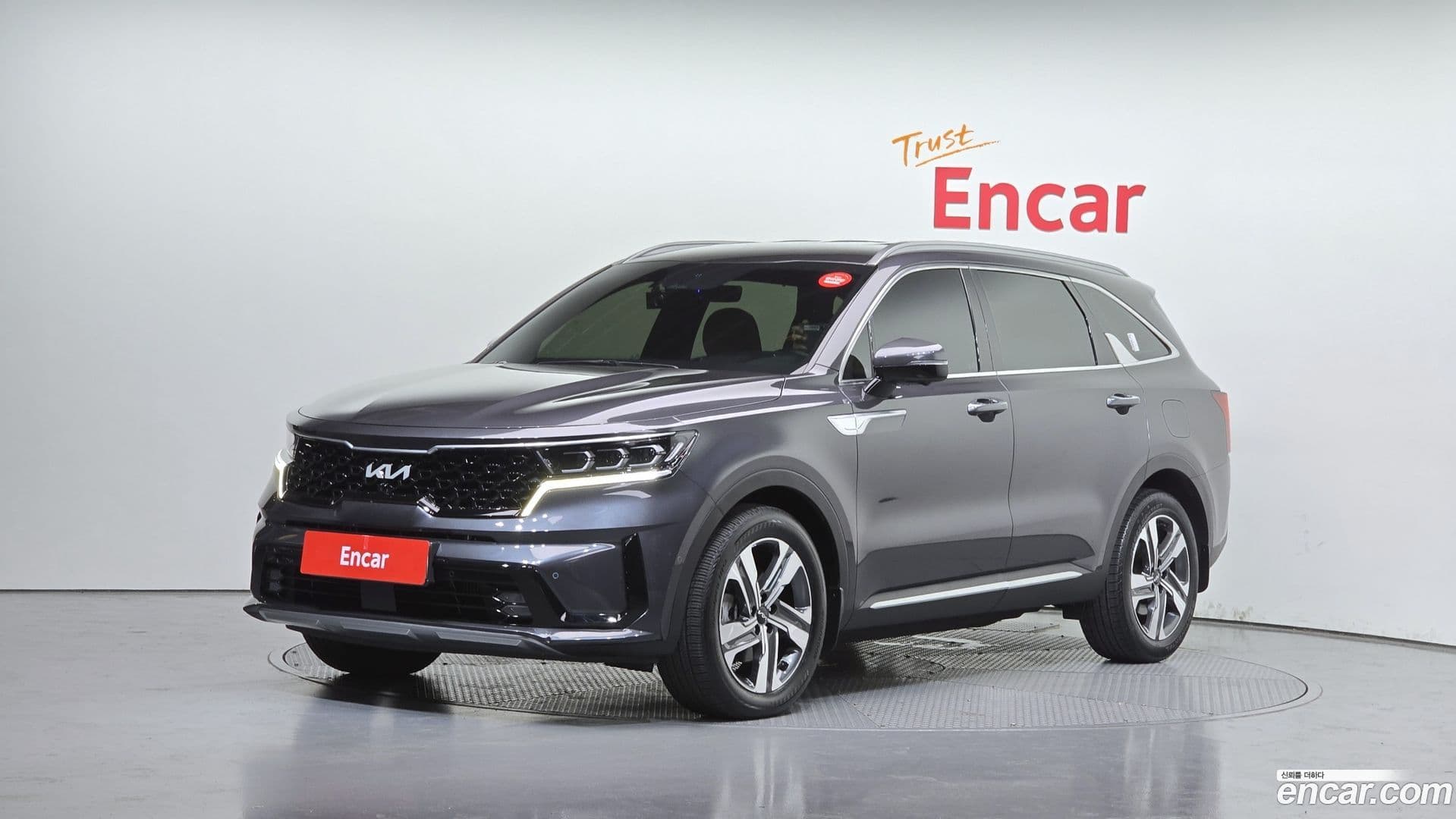 Main__Slider__Photo:Sorento Kia 2023.3-0