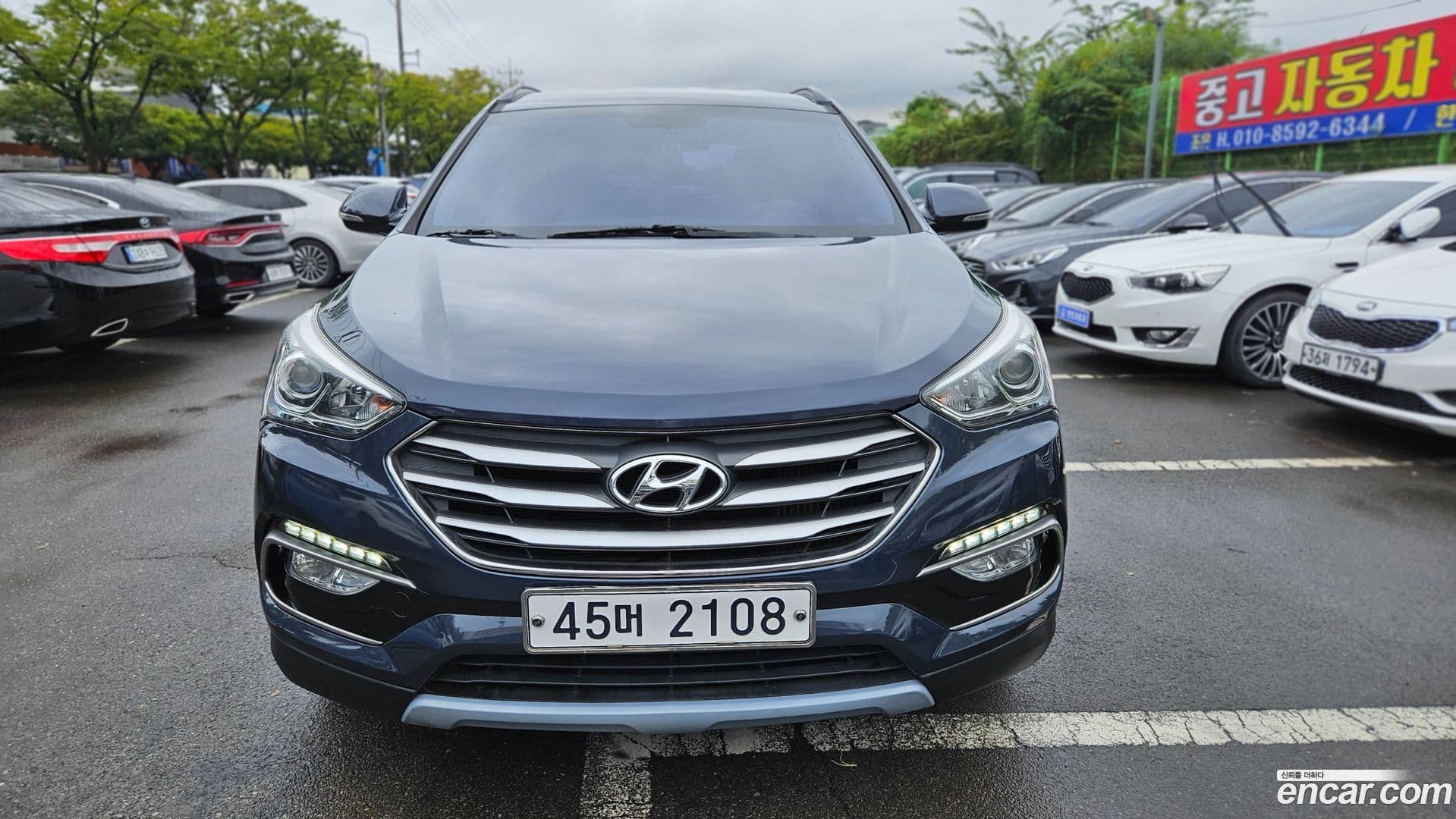 Main__Slider__Photo:Santafe Hyundai 2016.10-0