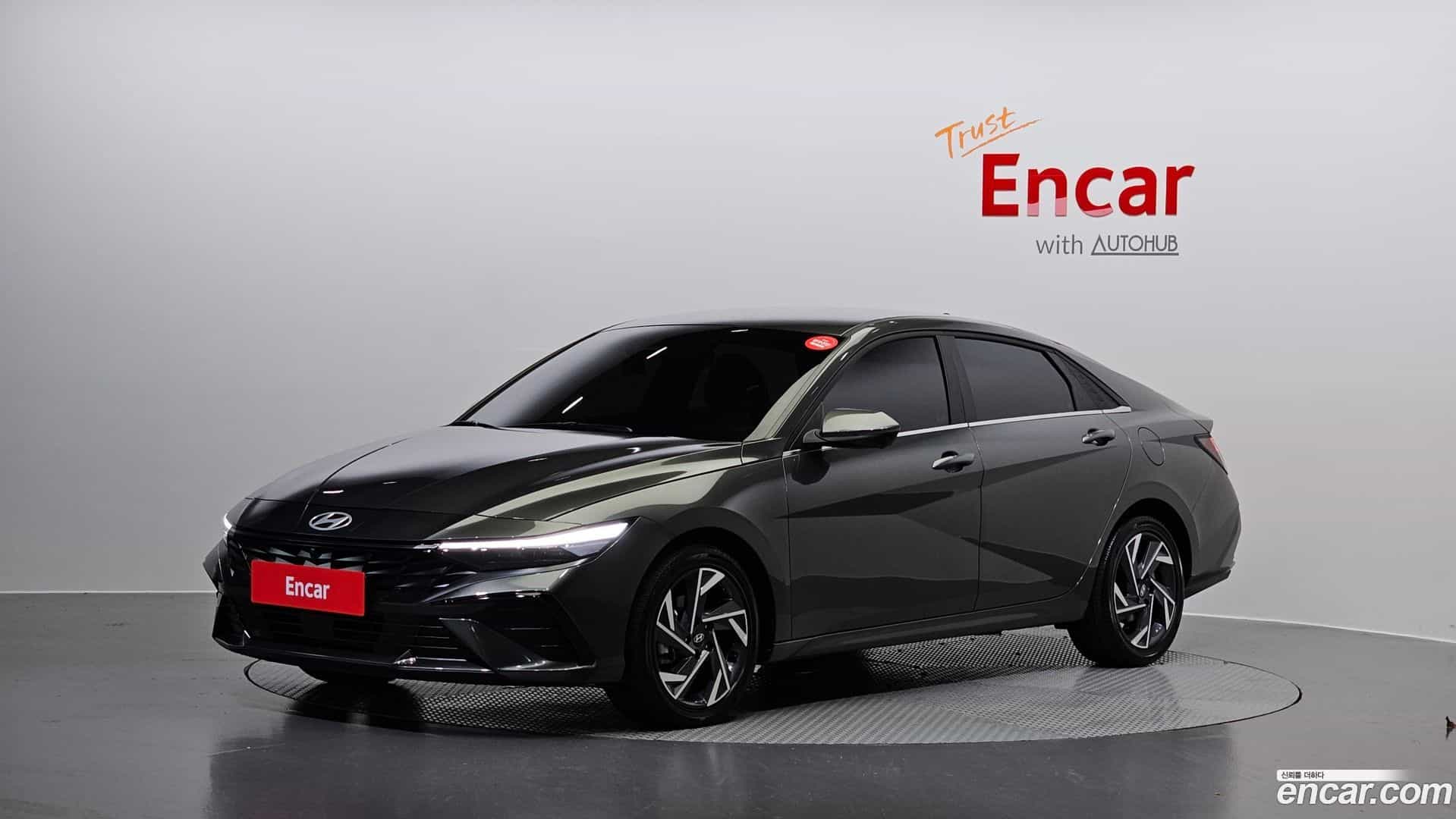 AVANTE Hyundai 2025.2-OUTER-001