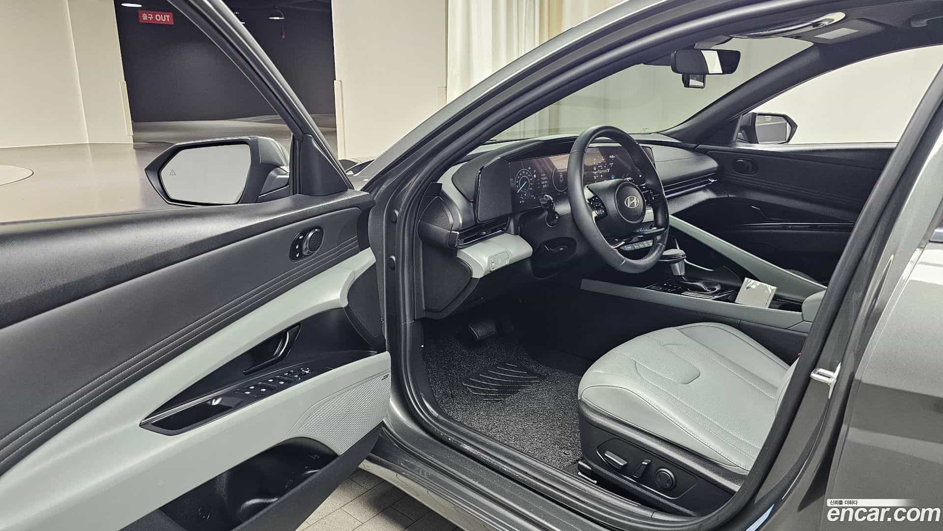 AVANTE Hyundai 2025.2-INNER-010