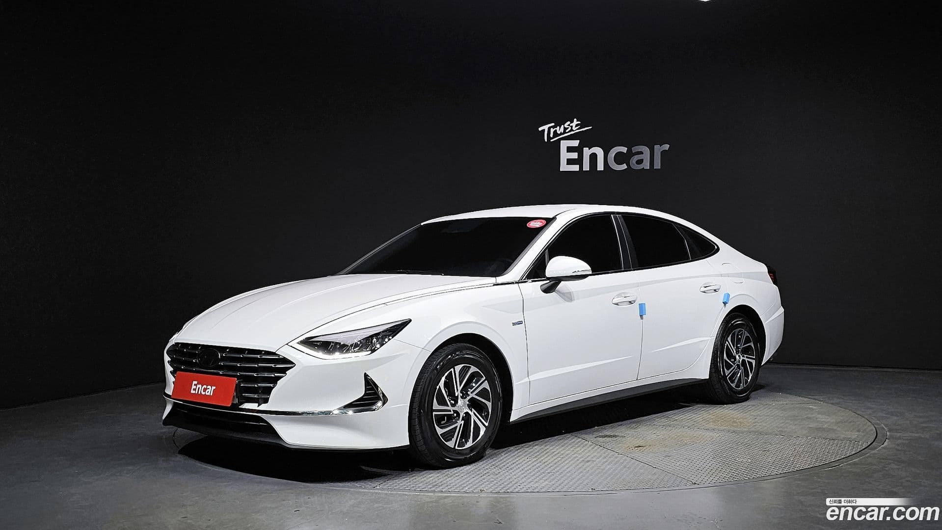 Main__Slider__Photo:Sonata Hyundai 2019.8-0