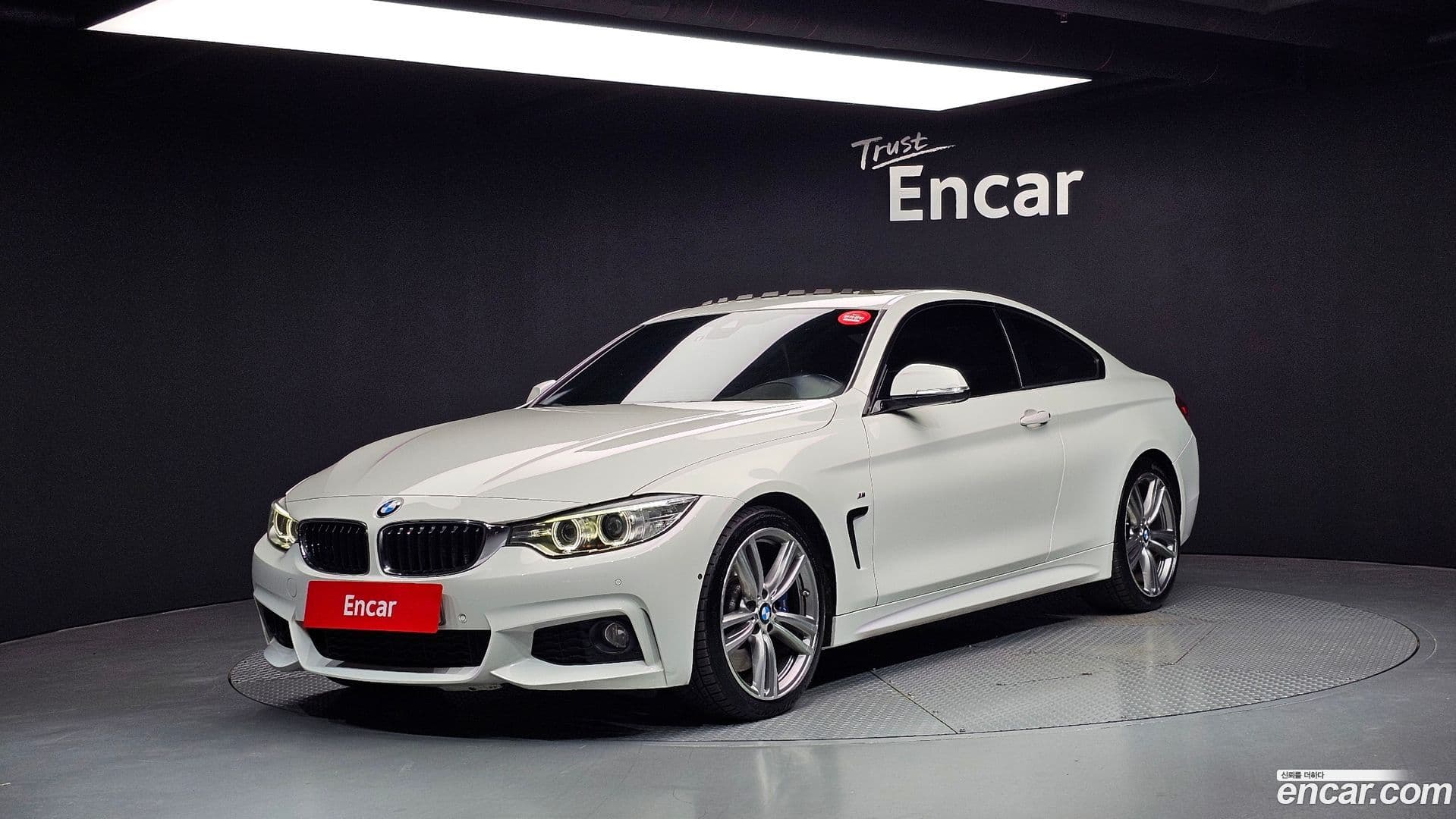 Main__Slider__Photo:4-Series BMW 2016.3-0