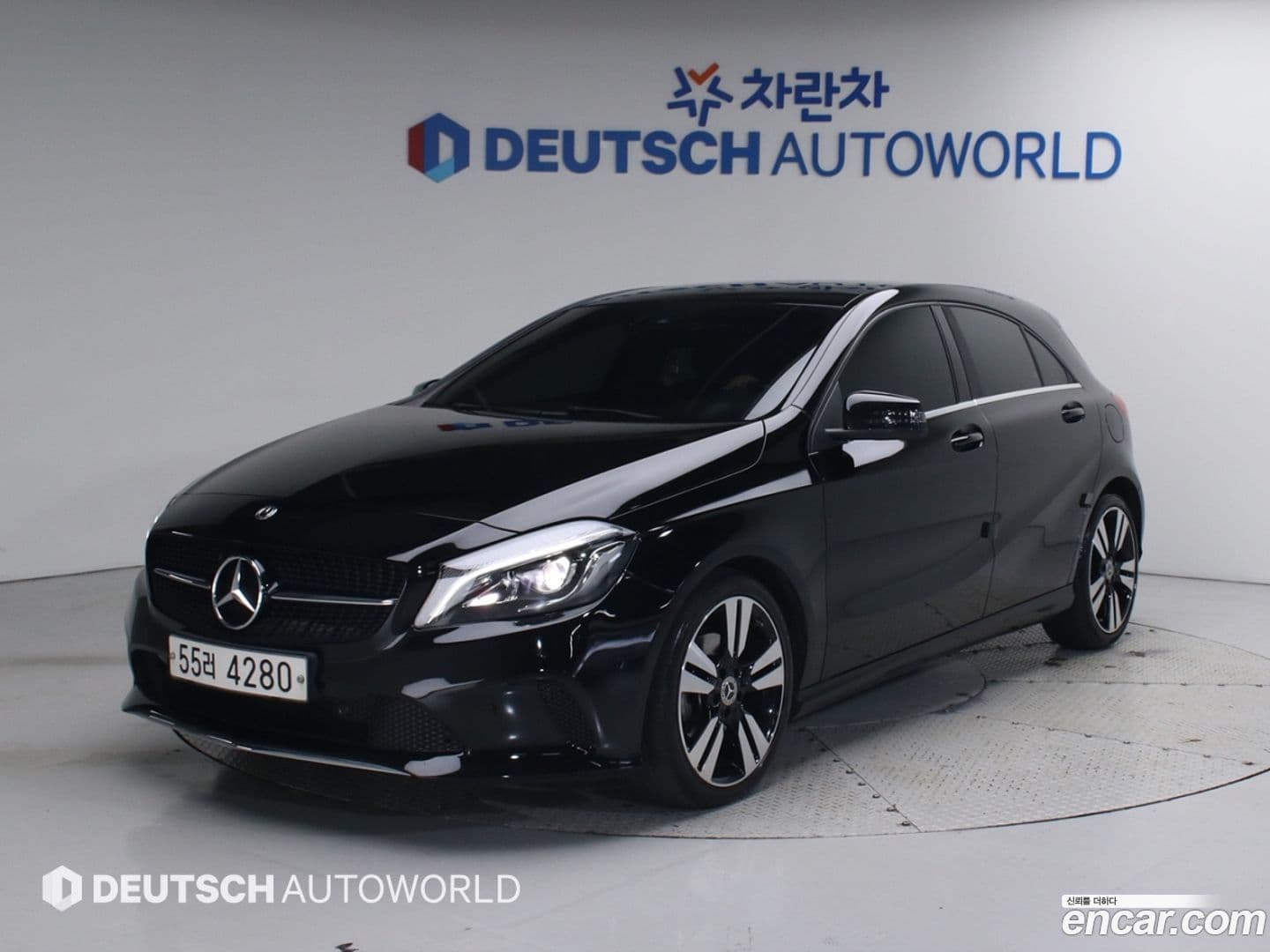 Main__Slider__Photo:A-Class Mercedes-Benz 2018.2-0