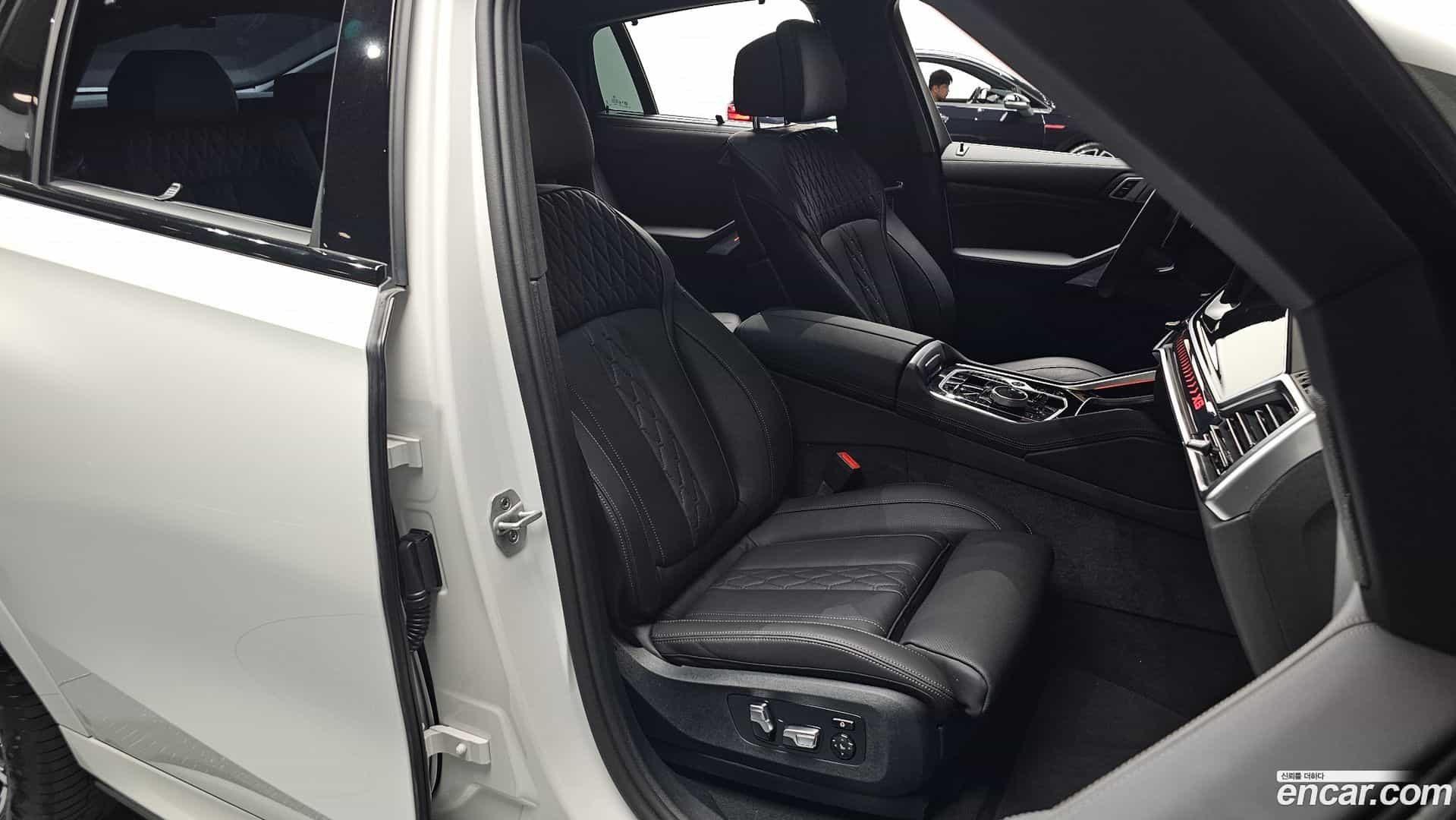 X6 BMW 2025.3-INNER-010