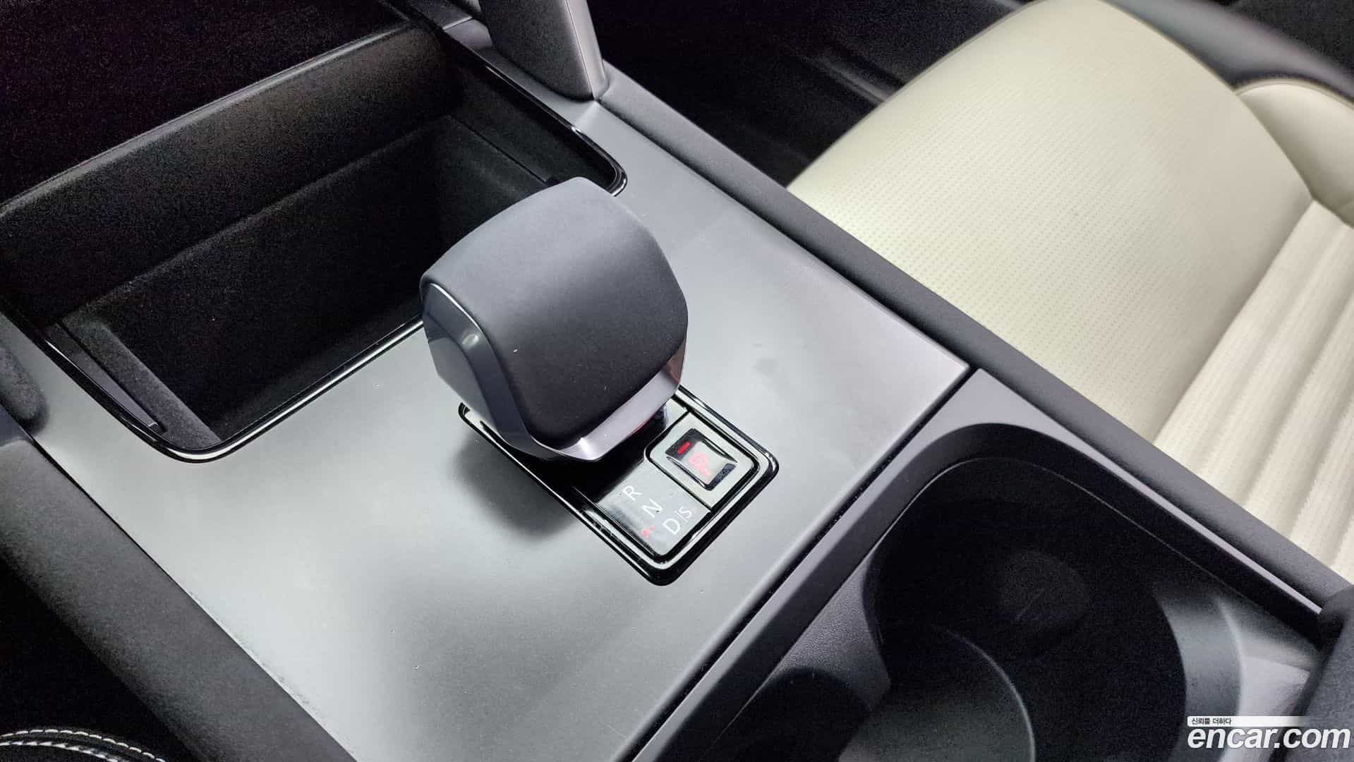 Discovery Sport Land Rover 2024.8-INNER-009
