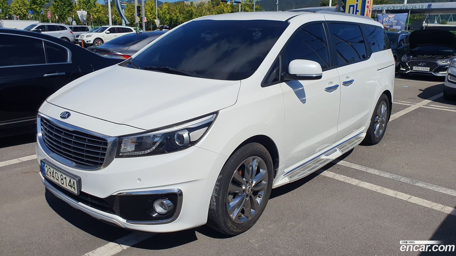 Main__Slider__Photo:Canival Kia 2015.11-0
