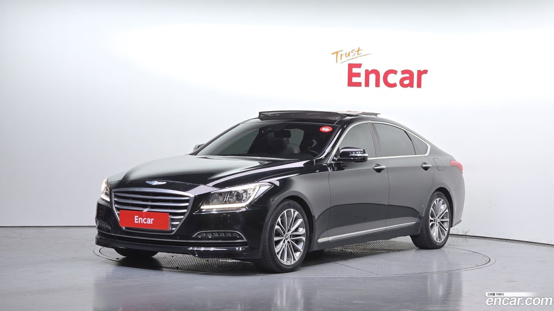 Main__Slider__Photo:Genesis Hyundai 2014.5-0