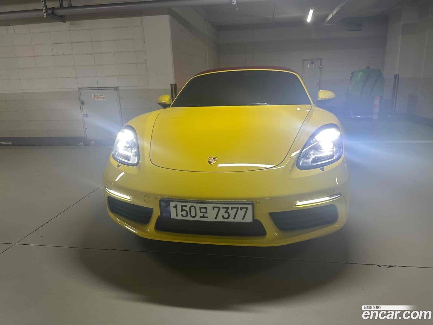 Main__Slider__Photo:718 Porsche 2017.5-0