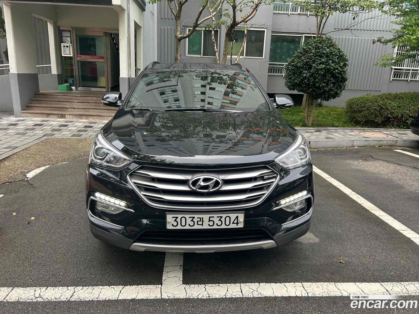 Main__Slider__Photo:Santafe Hyundai 2016.2-0