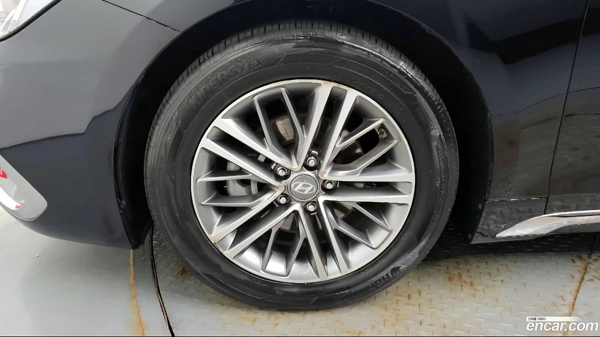 Grandeur Hyundai 2017.0-OUTER-5