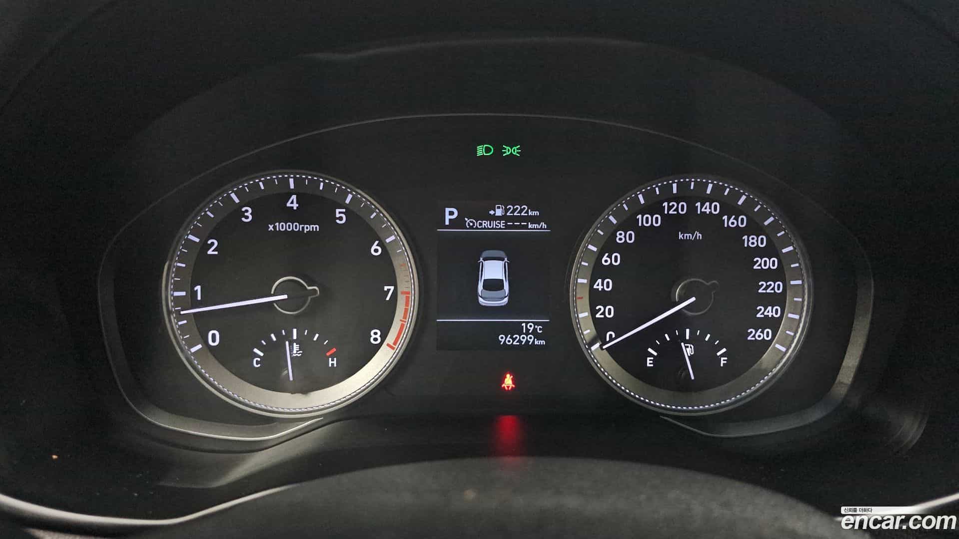 Grandeur Hyundai 2017.0-INNER-8