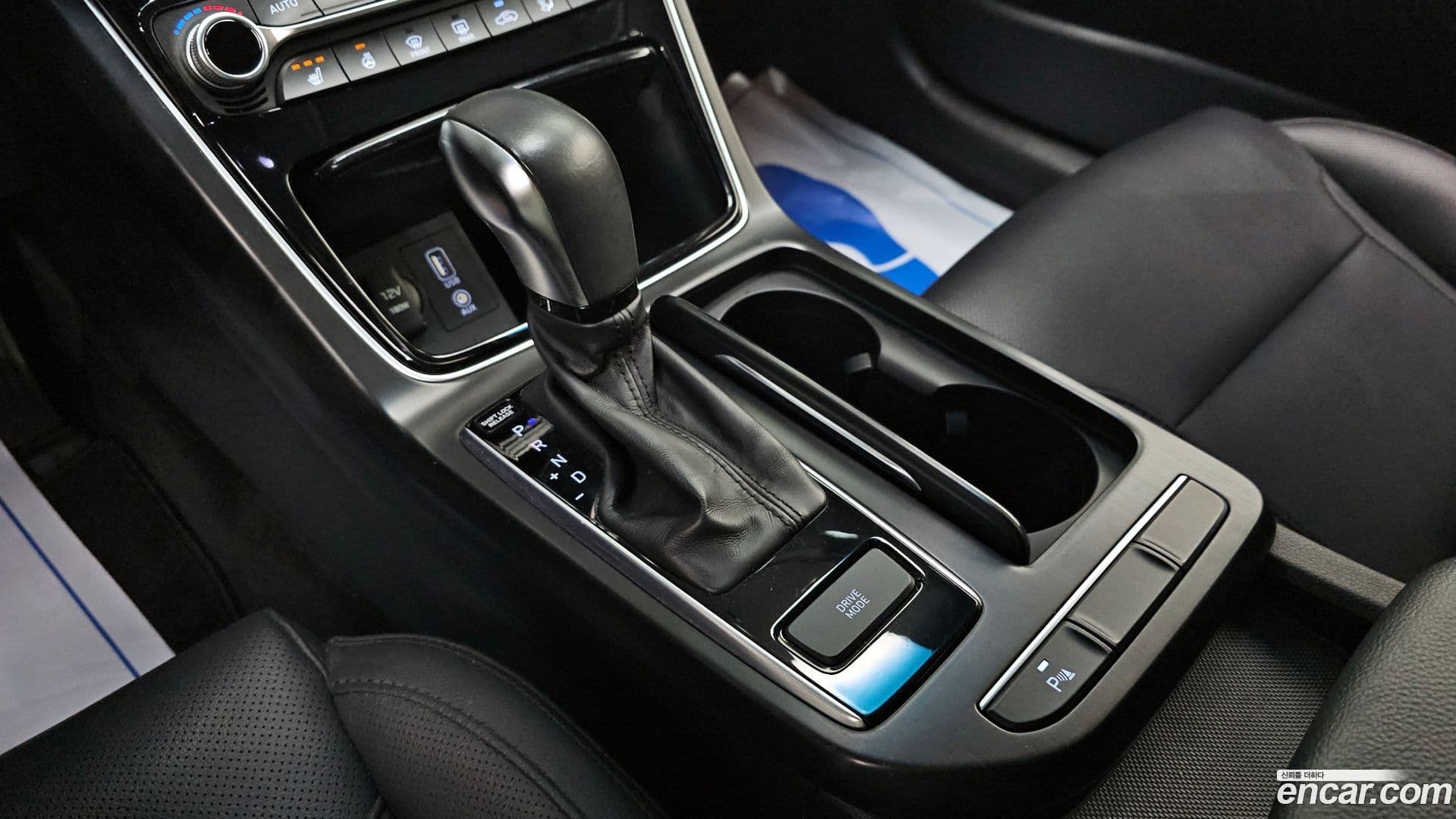 Main__Slider__Photo:Grandeur Hyundai 2017.0-8