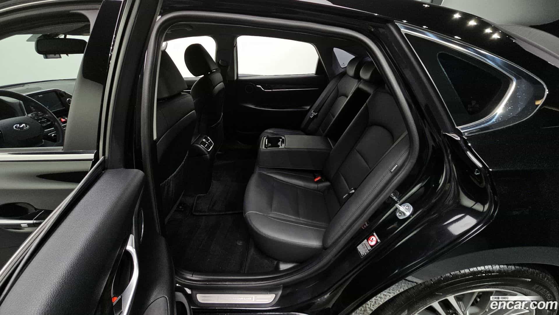 Grandeur Hyundai 2017.0-OPTION-15