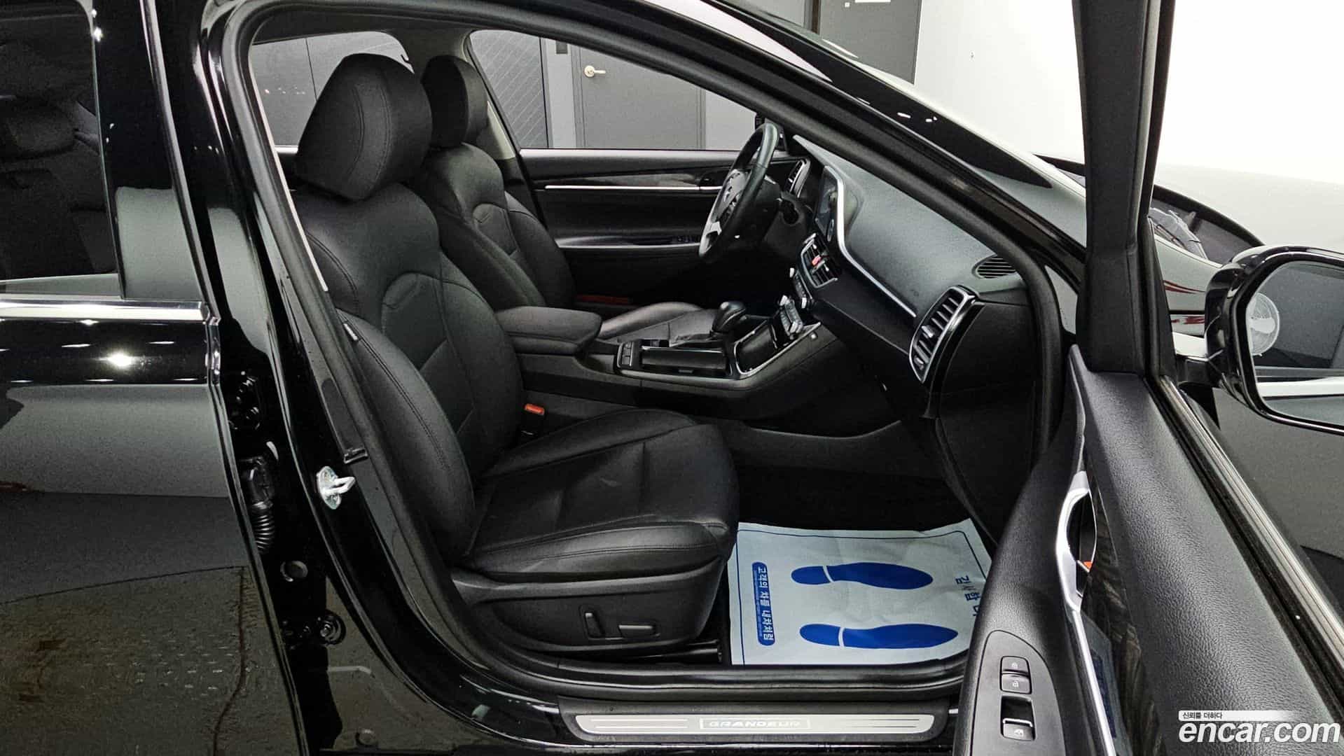 Grandeur Hyundai 2017.0-OPTION-17