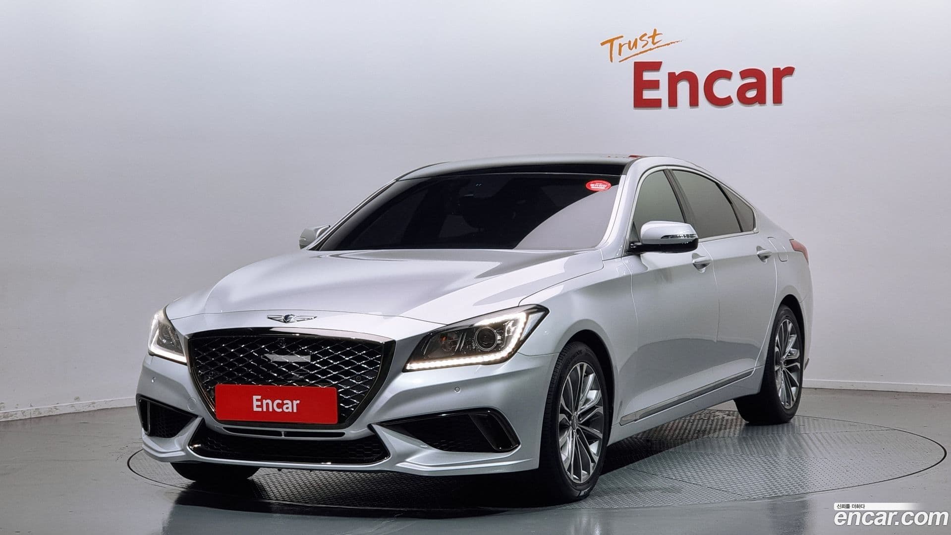 Main__Slider__Photo:Genesis Hyundai 2014.3-0