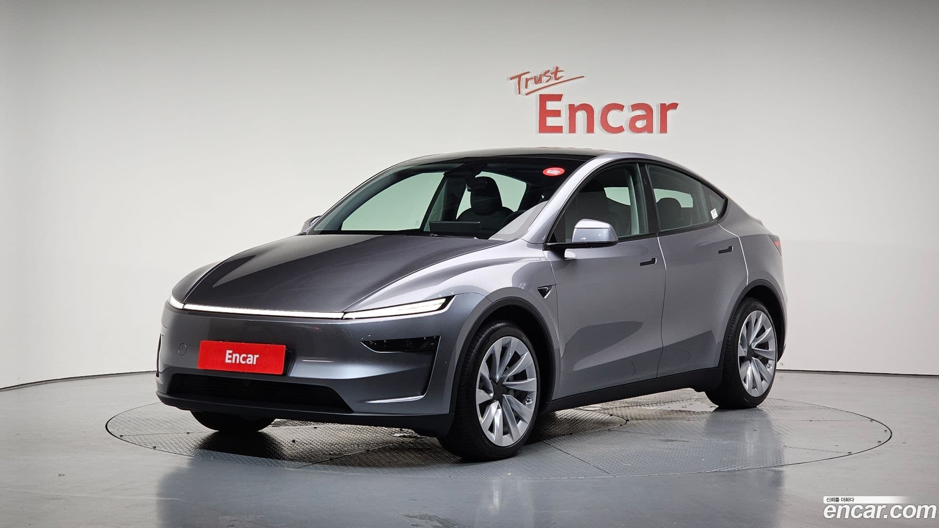 Main__Slider__Photo:Model Y Tesla 2025.2-0