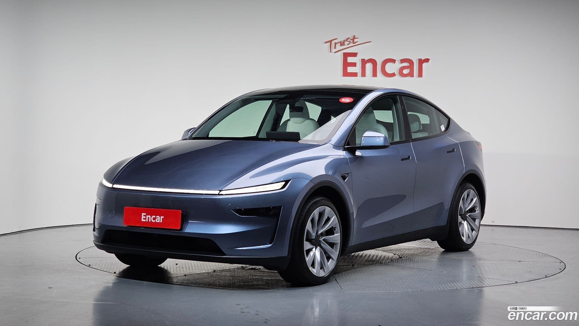 Main__Slider__Photo:Model Y Tesla 2025.2-0