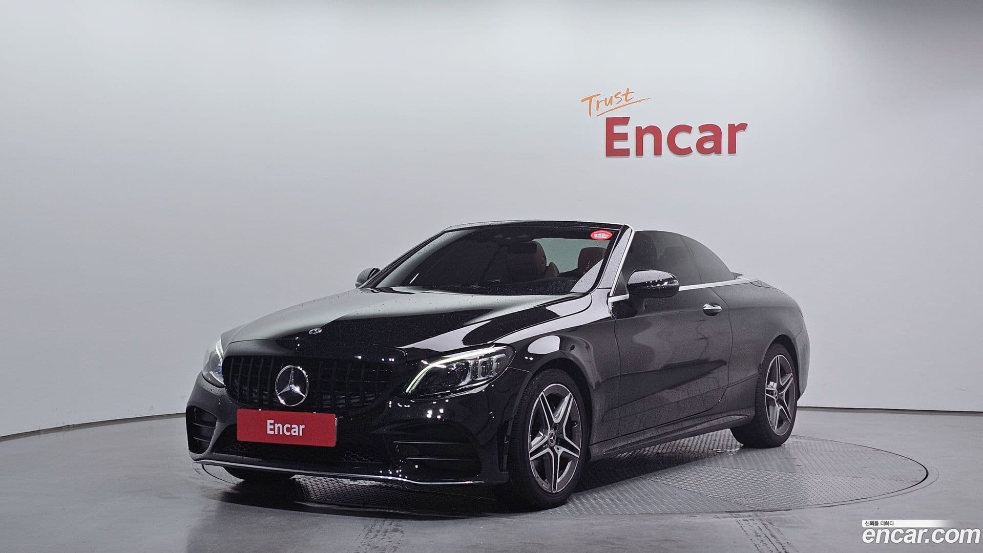 Main__Slider__Photo:C-Class Mercedes-Benz 2020.4-0