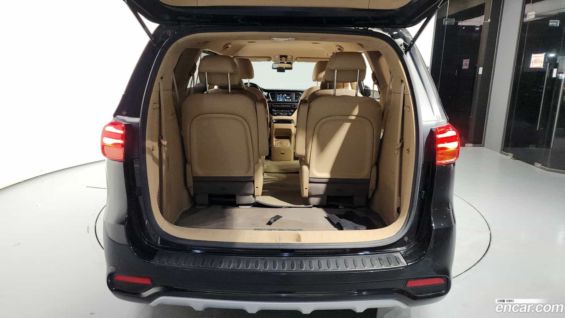 Canival Kia 2020.2-OPTION-024